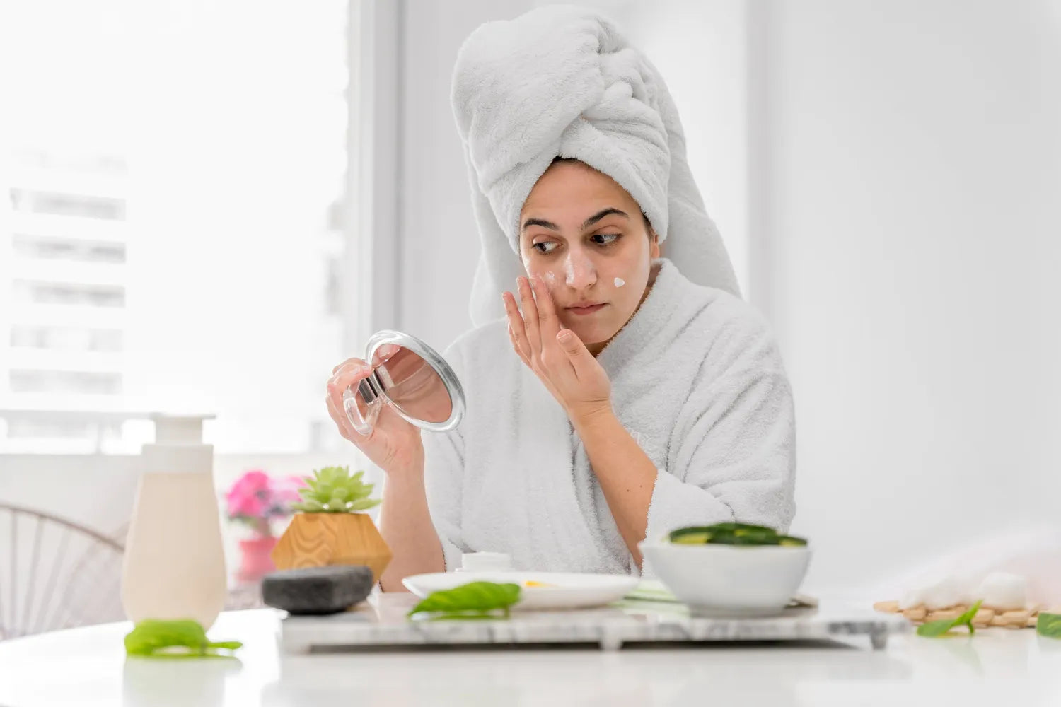 Daily Skincare with Aloe Vera Gel: Step-by-Step Routine