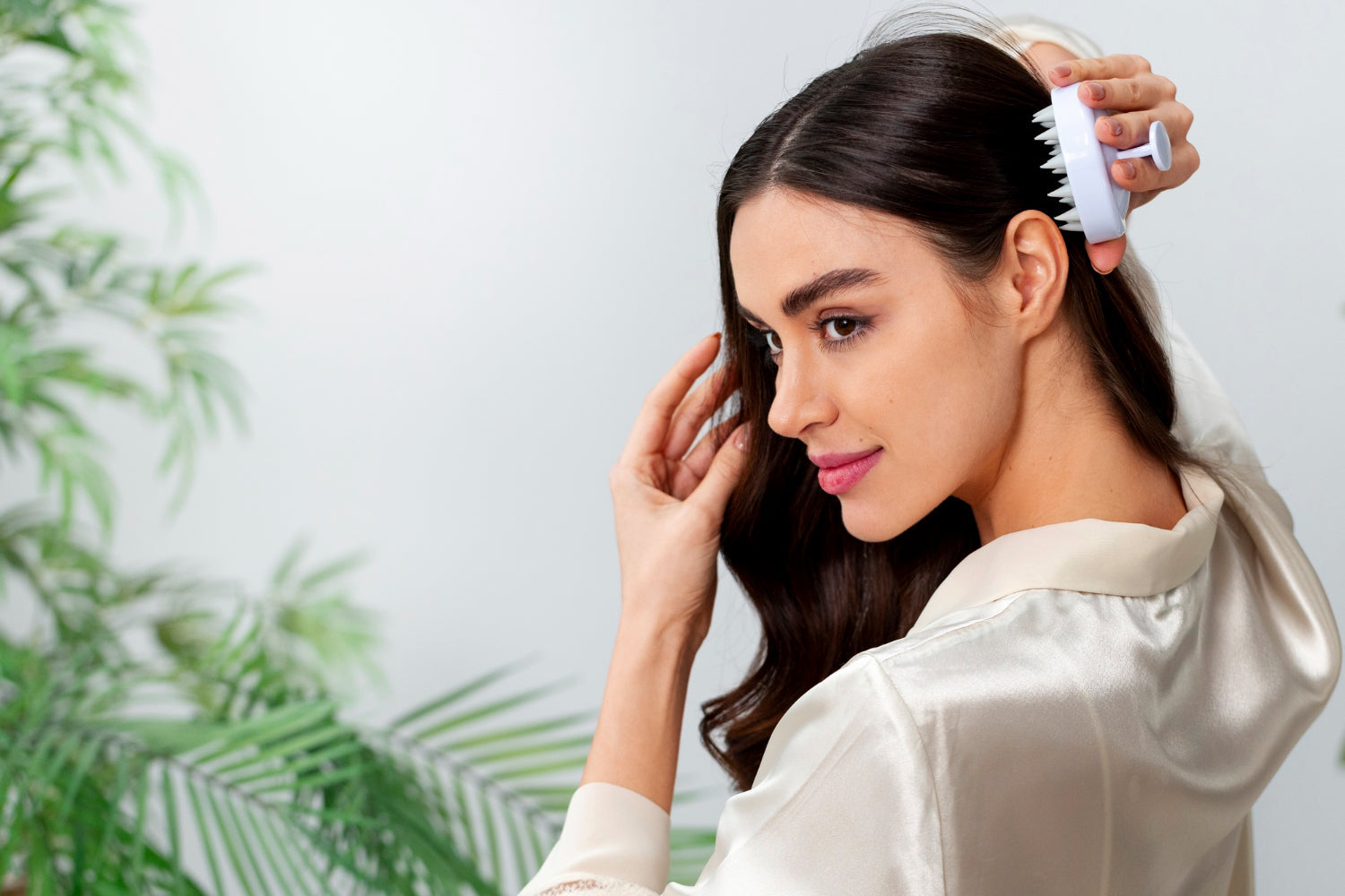 Why Is Aloe Vera Ideal for Sensitive Scalp Care?