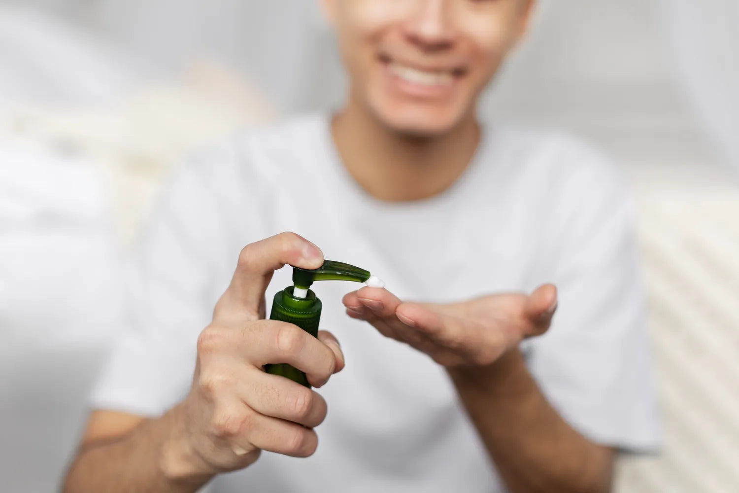 Aloe Vera Gel for Men: Skincare Tips & Routine